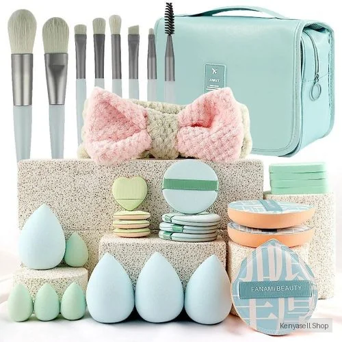 General 33 Pcs Beauty Tools Set with Travel Makeup Bag, Complete Makeup Brush Set and Powder Puff for Before and After Makeup